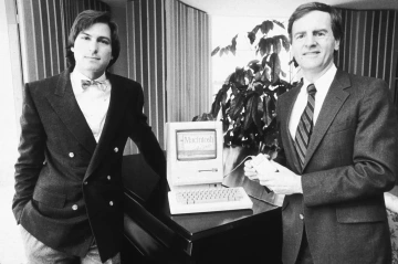 Steve Jobs a John Sculley, Apple